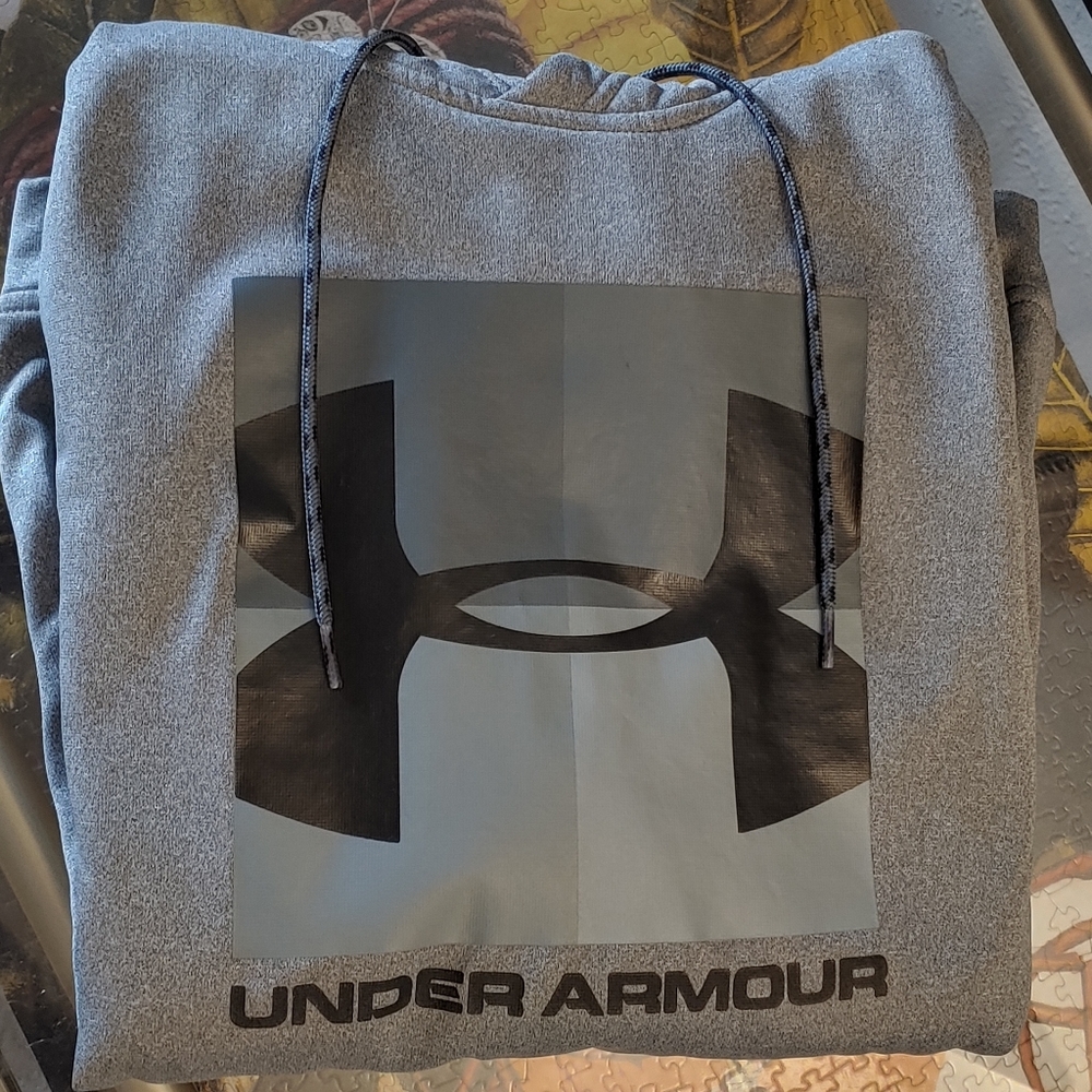 UA Hoodie